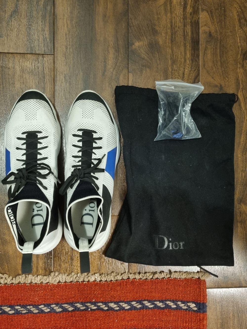 Dior Men’s White, Black & Blue Knit Runner Sneakers